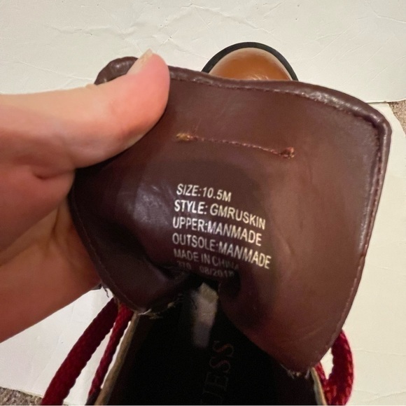 Mens GUESS GMruskin Alpine Boots - Picture 8 of 8